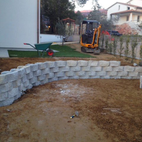 Realizzazione giardini terrazzati Valdarno provincia Arezzo Siena Caiani Vivai Garden
